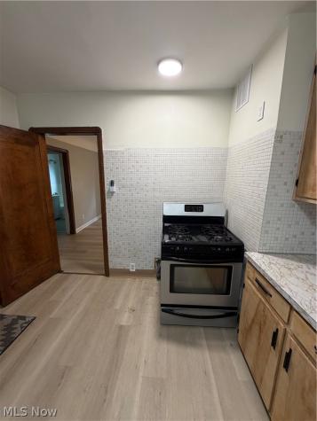 1537 Genesee Road South Euclid OH 44121