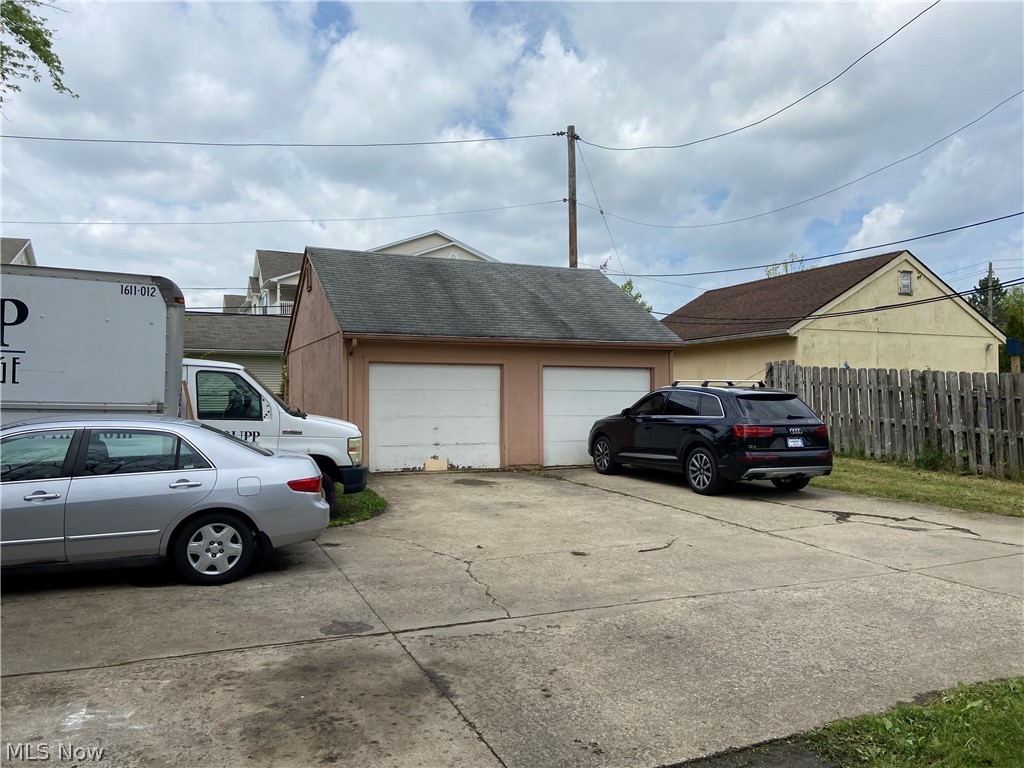 877 Arden Avenue Berea OH 44017