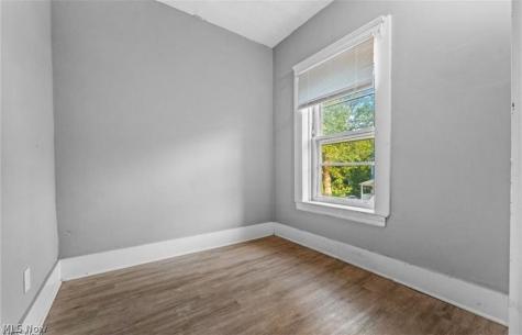 7507 Lawnview Avenue Cleveland OH 44103