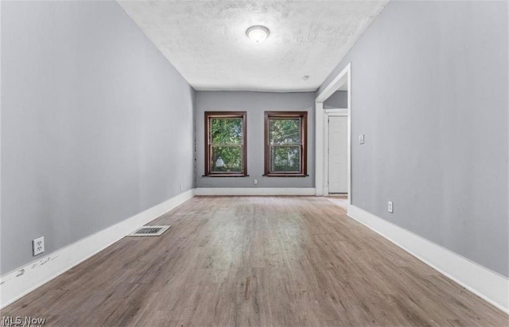 7507 Lawnview Avenue Cleveland OH 44103