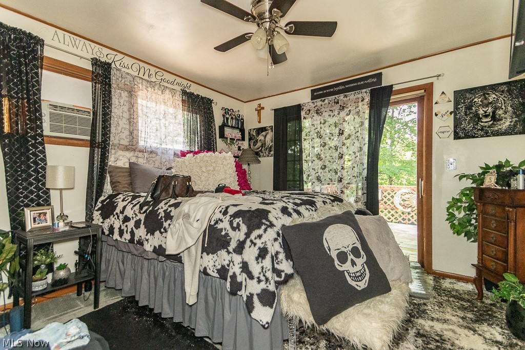 243 W Glendale Street Bedford OH 44146