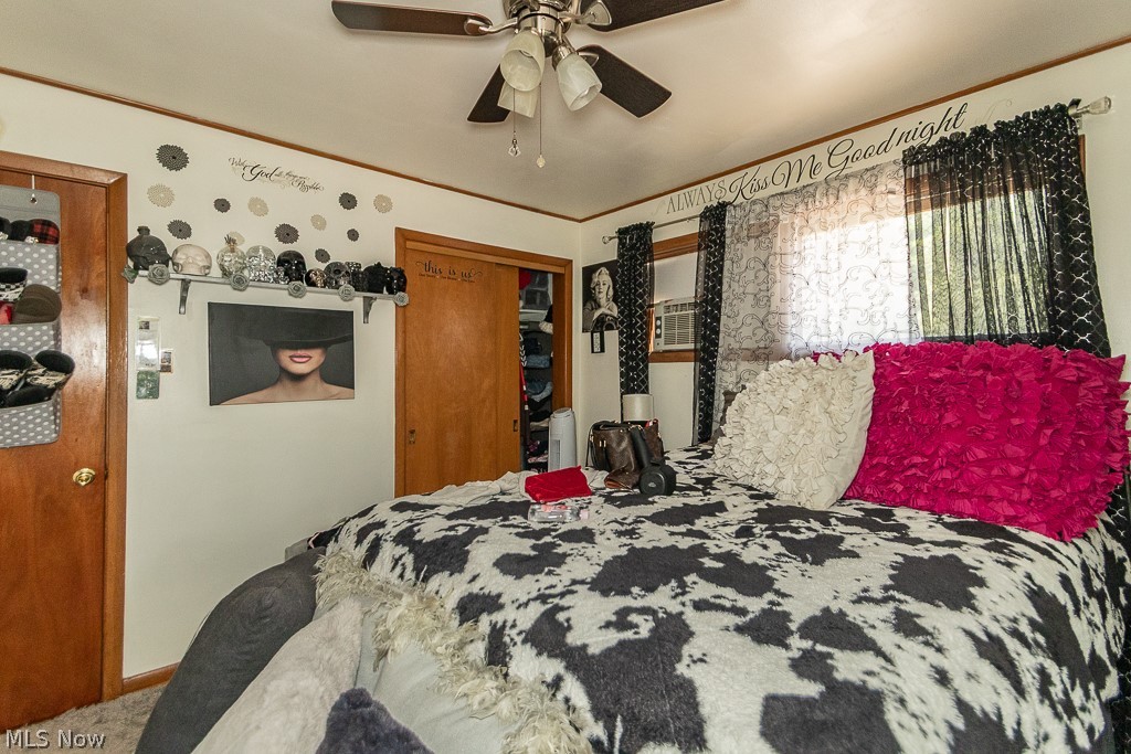 243 W Glendale Street Bedford OH 44146