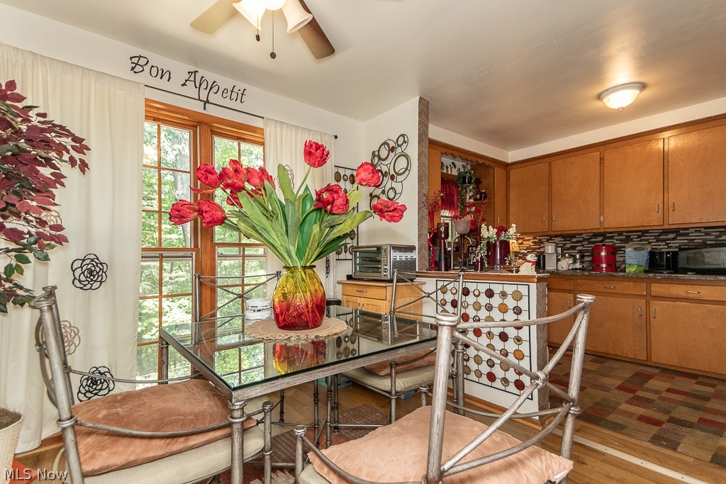 243 W Glendale Street Bedford OH 44146