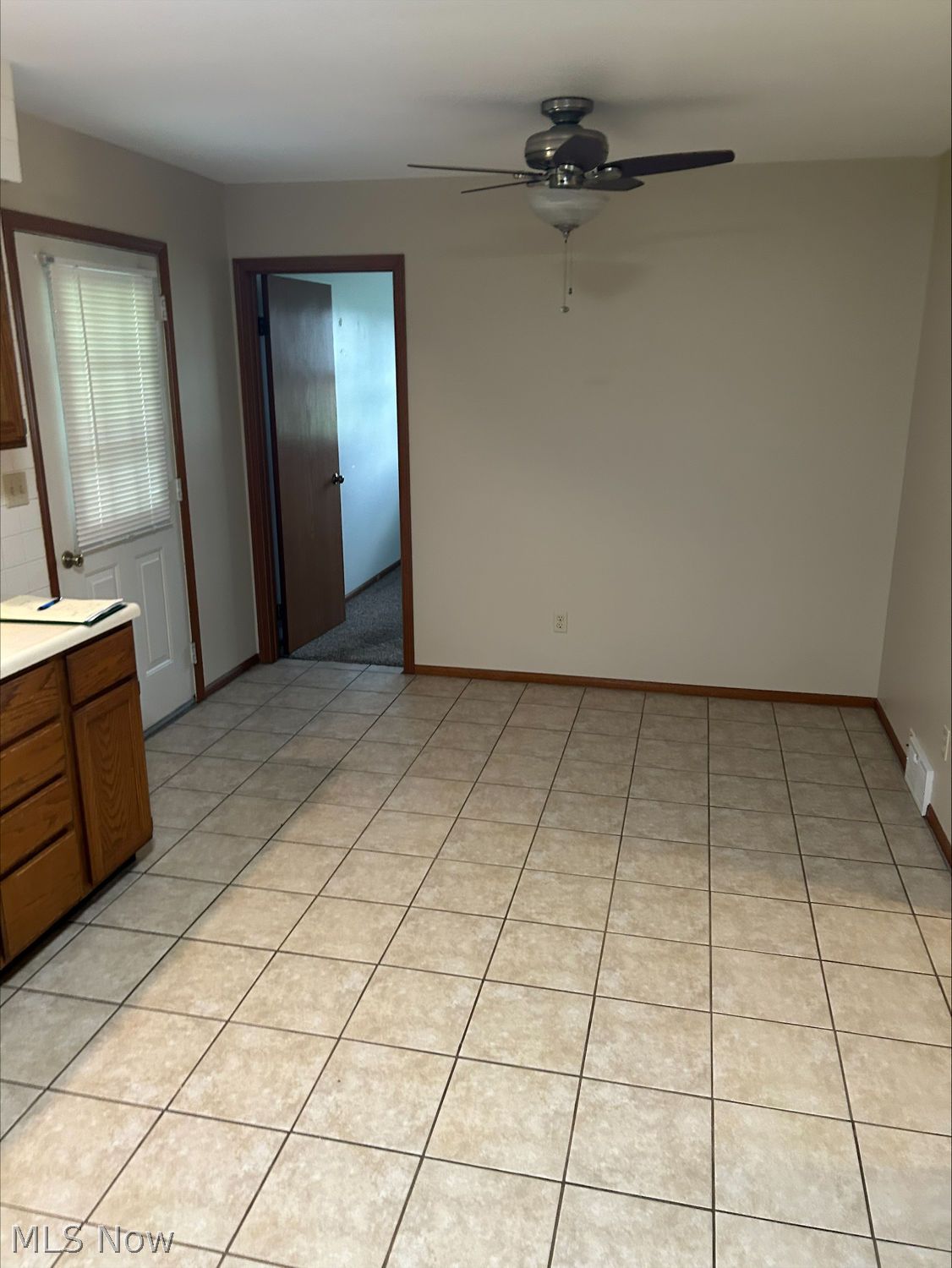 985 Hallock Young Road Warren OH 44481