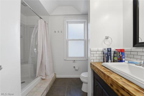 3702 W 15th Street Cleveland OH 44109