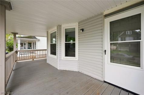 2056 W 101st Street Cleveland OH 44102