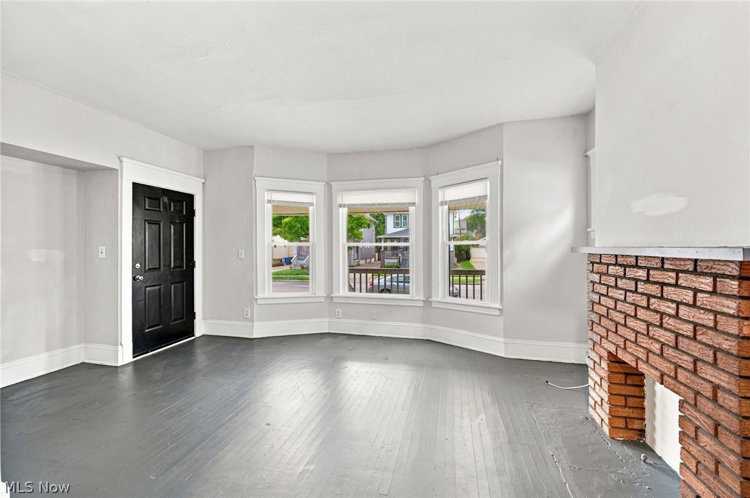 2056 W 101st Street Cleveland OH 44102
