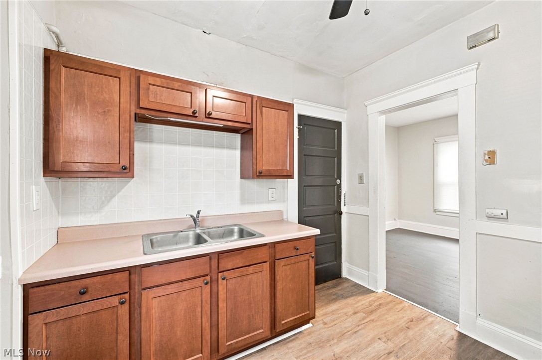 2056 W 101st Street Cleveland OH 44102