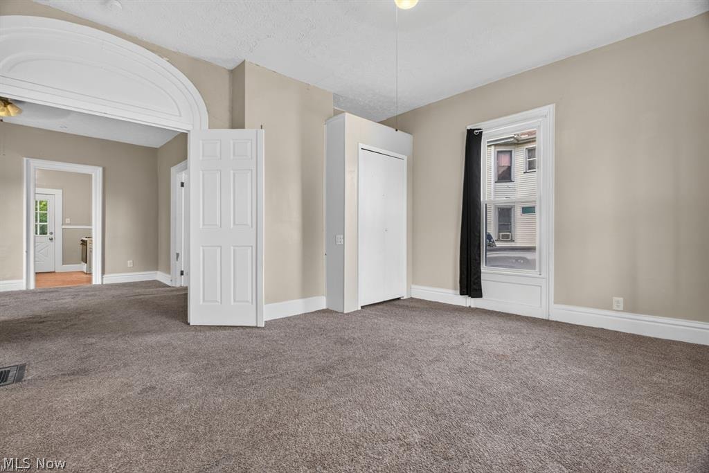 180 Cleveland Street Elyria OH 44035