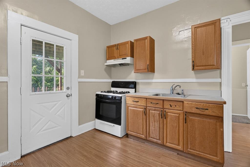 180 Cleveland Street Elyria OH 44035