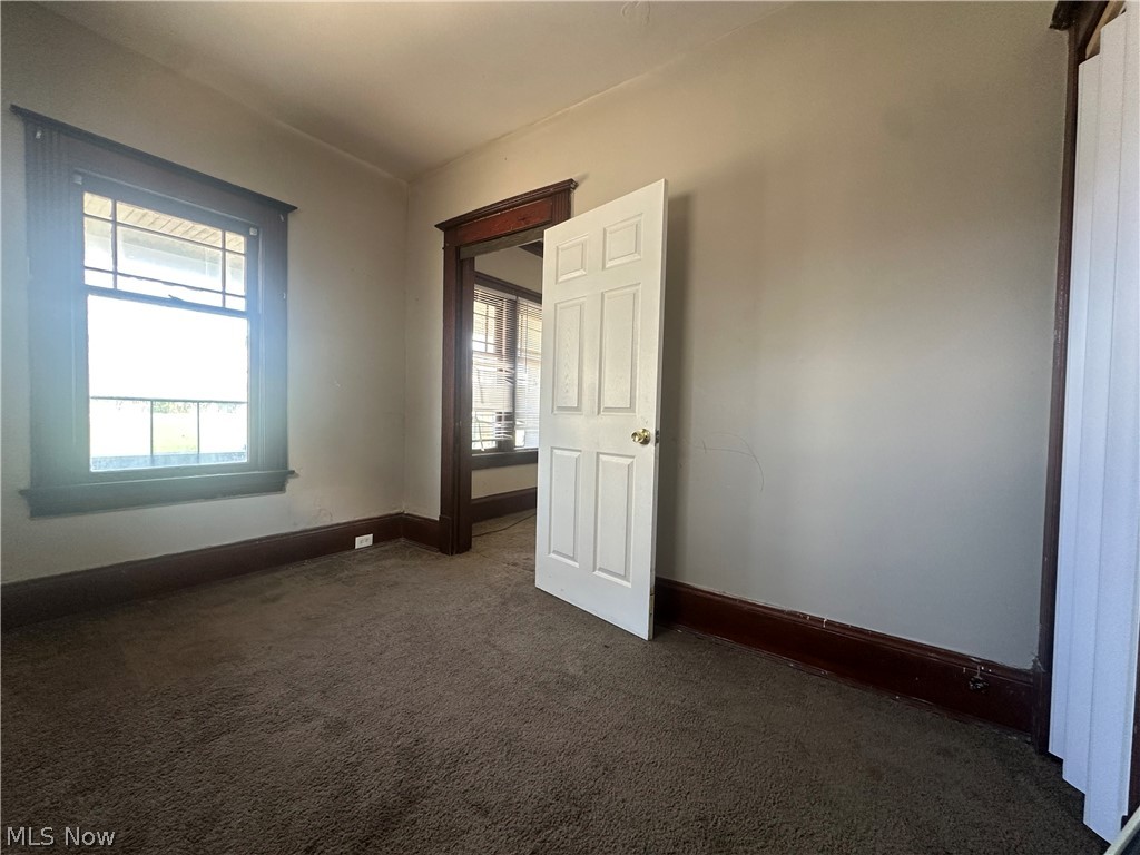 6404 Carl Avenue Cleveland OH 44103