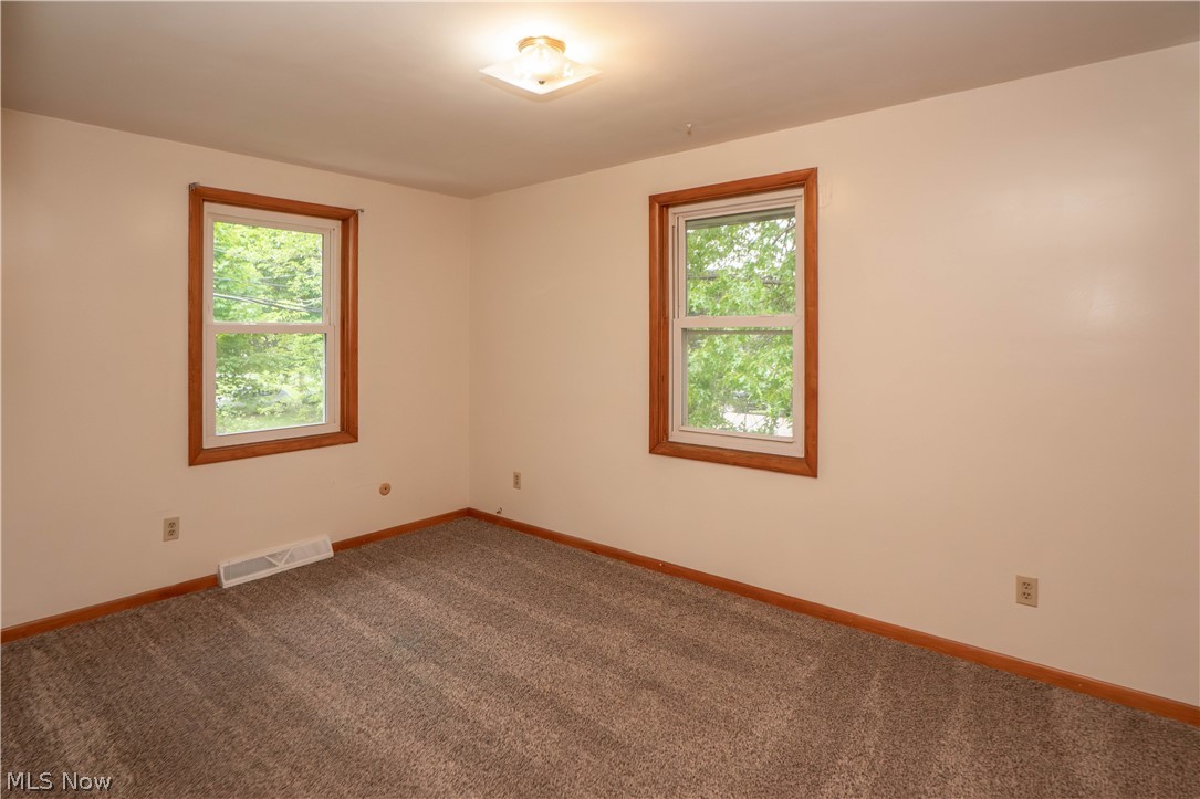 3837-3839 Beech Hill Road NW North Canton OH 44720