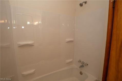 3837-3839 Beech Hill Road NW North Canton OH 44720