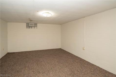 3837-3839 Beech Hill Road NW North Canton OH 44720