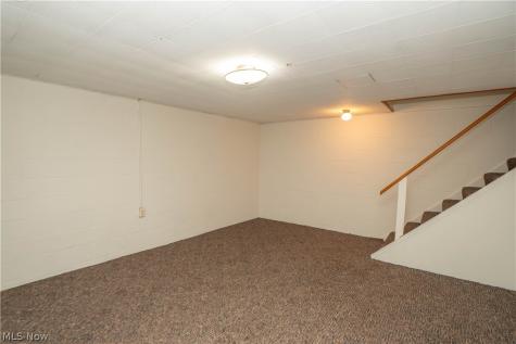 3837-3839 Beech Hill Road NW North Canton OH 44720