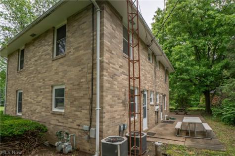 3837-3839 Beech Hill Road NW North Canton OH 44720
