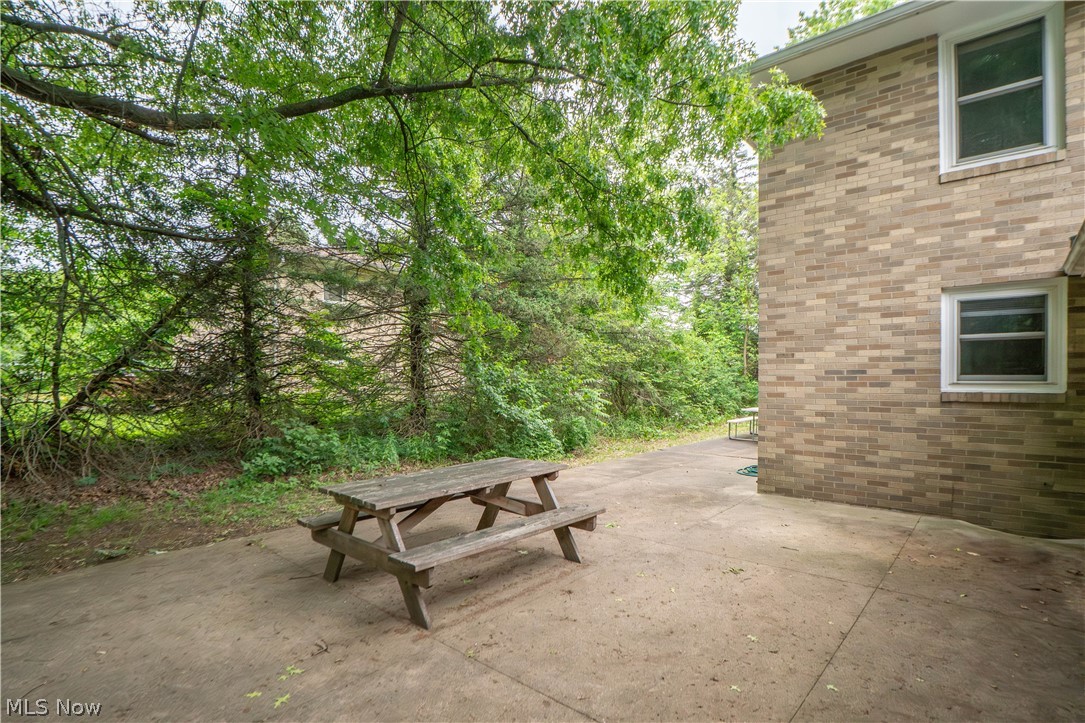 3837-3839 Beech Hill Road NW North Canton OH 44720