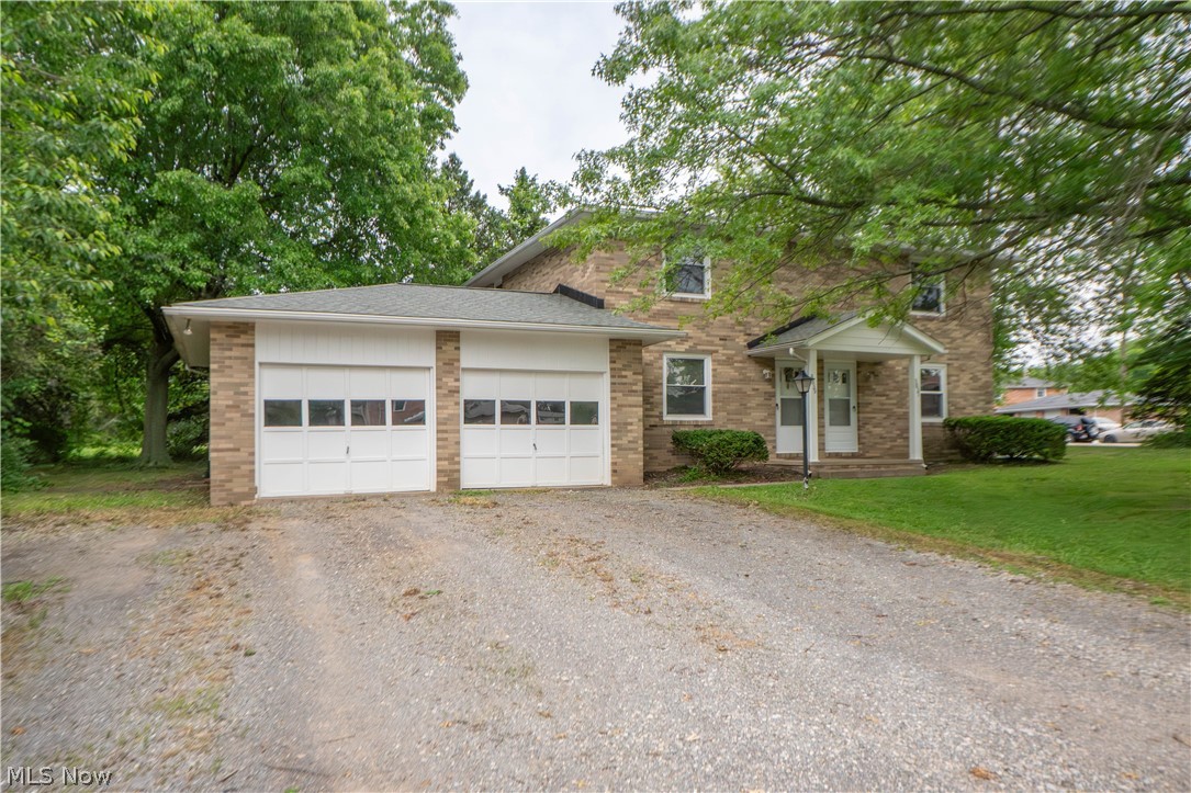 3837-3839 Beech Hill Road NW North Canton OH 44720
