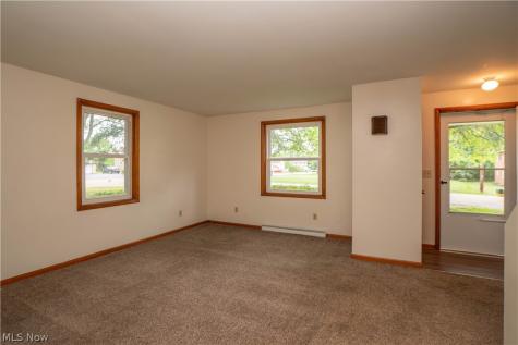 3837-3839 Beech Hill Road NW North Canton OH 44720
