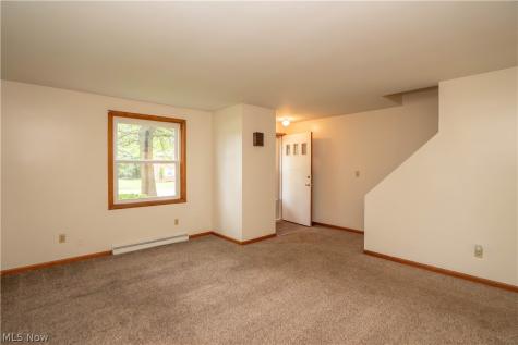 3837-3839 Beech Hill Road NW North Canton OH 44720