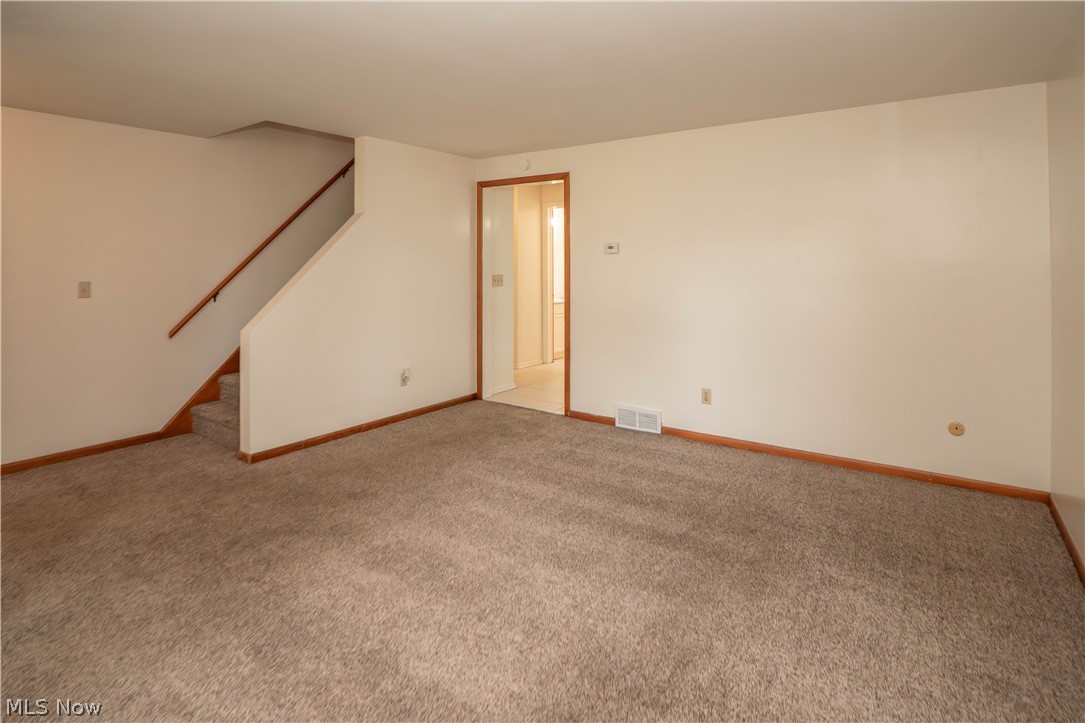 3837-3839 Beech Hill Road NW North Canton OH 44720