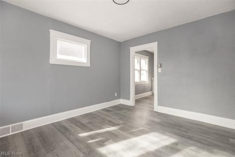 11429 Lardet Avenue Cleveland OH 44104
