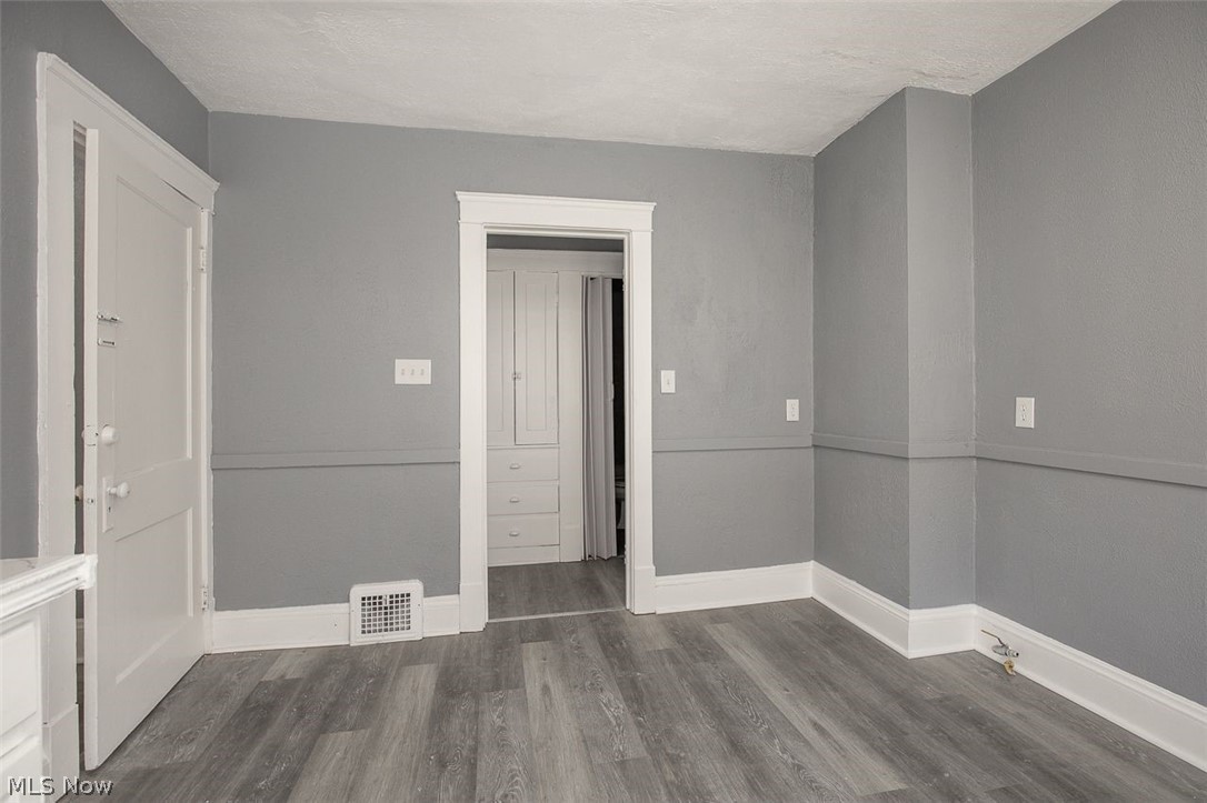 11429 Lardet Avenue Cleveland OH 44104