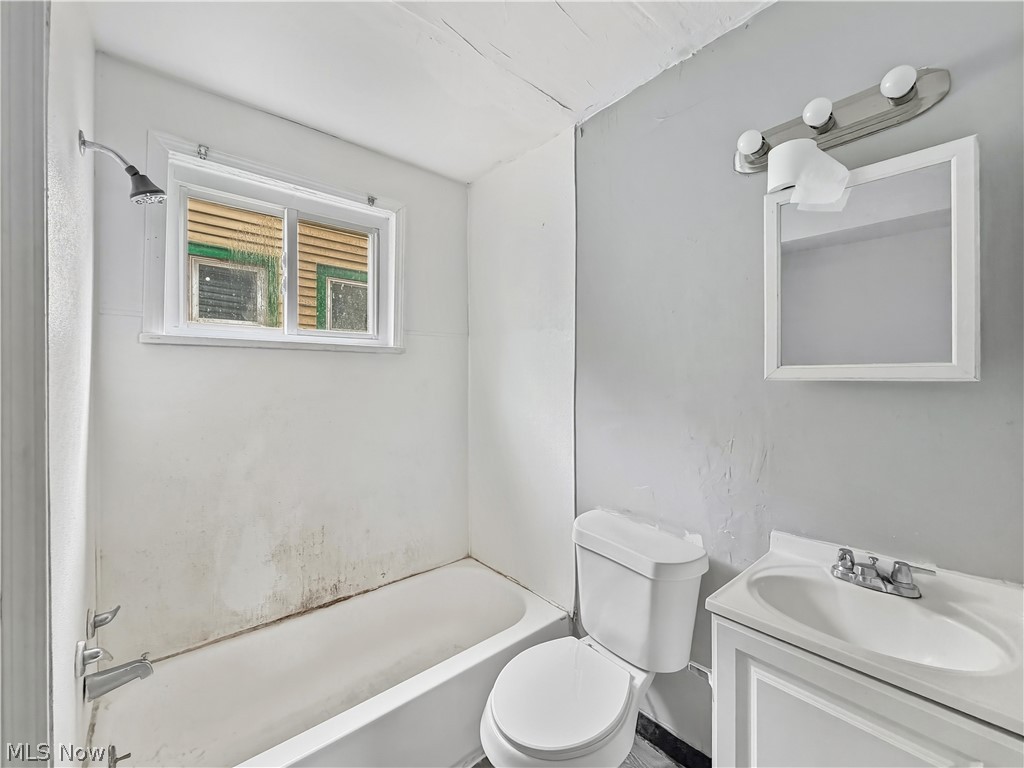 3257 Woodbridge Avenue Cleveland OH 44109