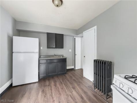 3257 Woodbridge Avenue Cleveland OH 44109
