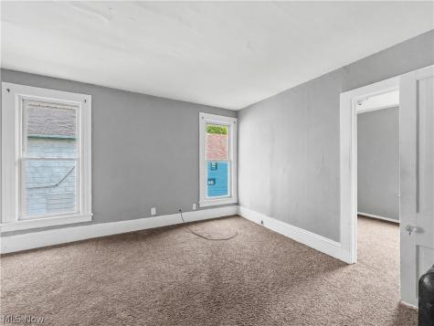 3257 Woodbridge Avenue Cleveland OH 44109
