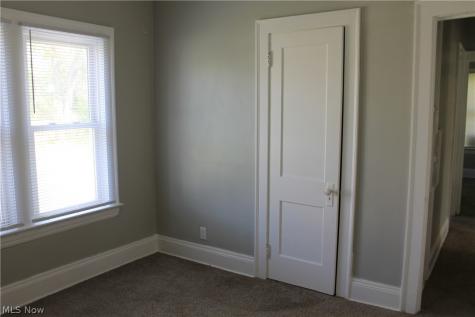 3281 E 118th Street Cleveland OH 44120