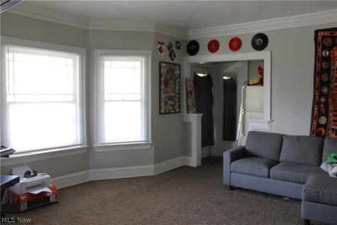 3281 E 118th Street Cleveland OH 44120
