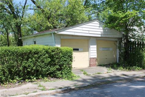 3281 E 118th Street Cleveland OH 44120