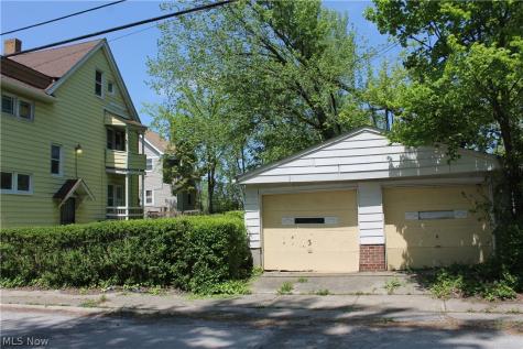 3281 E 118th Street Cleveland OH 44120