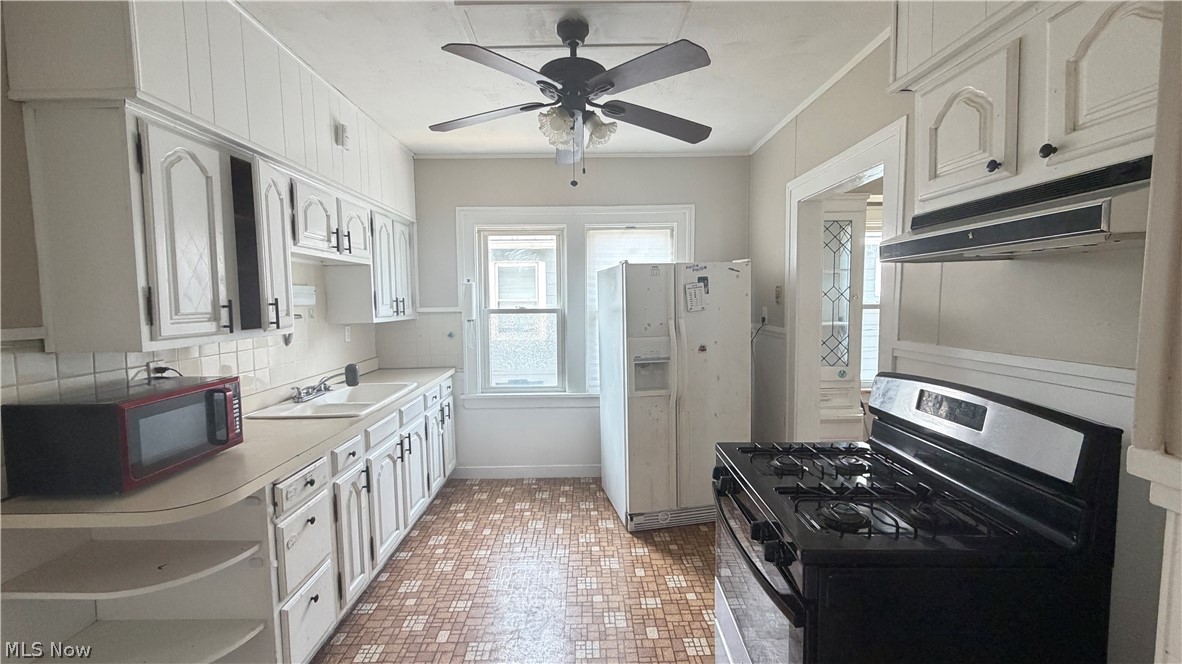 4143 E 142nd Street Cleveland OH 44128