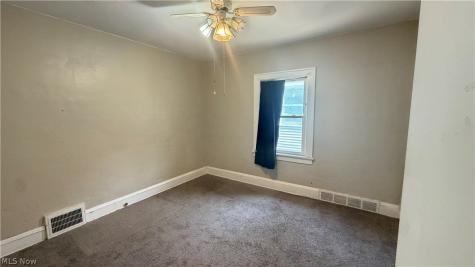 4143 E 142nd Street Cleveland OH 44128