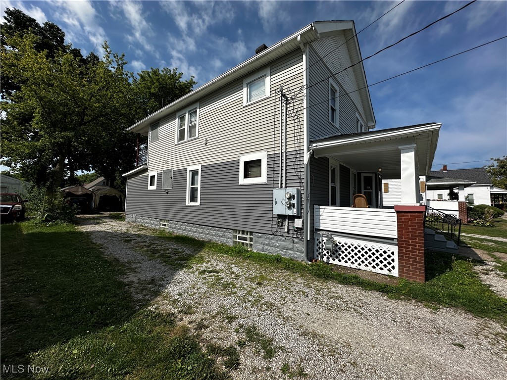 707 W 20th Street Lorain OH 44052