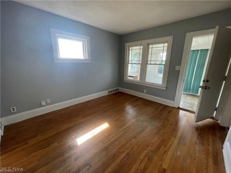 11903 Avon Avenue Cleveland OH 44105