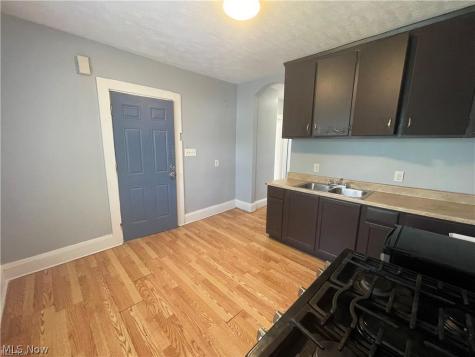 11903 Avon Avenue Cleveland OH 44105