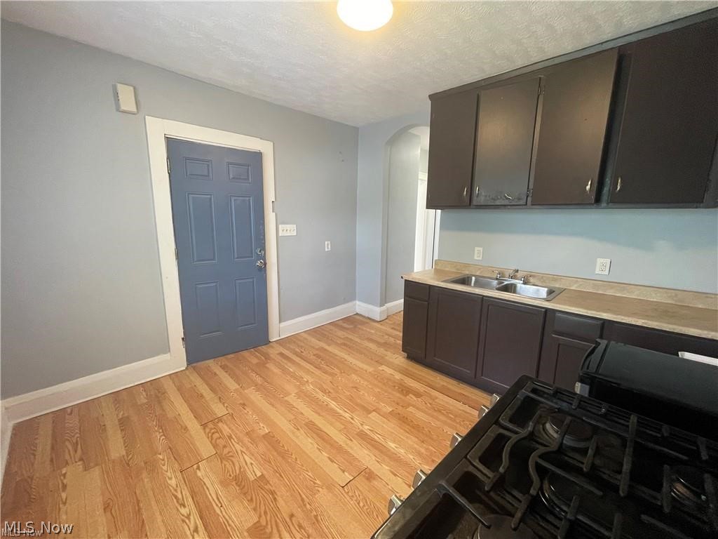 11903 Avon Avenue Cleveland OH 44105