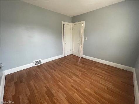 11903 Avon Avenue Cleveland OH 44105