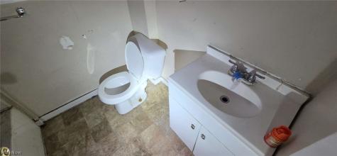3248 W 90th Street Cleveland OH 44102