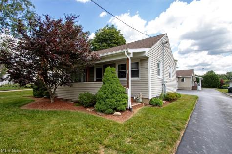 128 Woodlawn Avenue NW Canton OH 44708