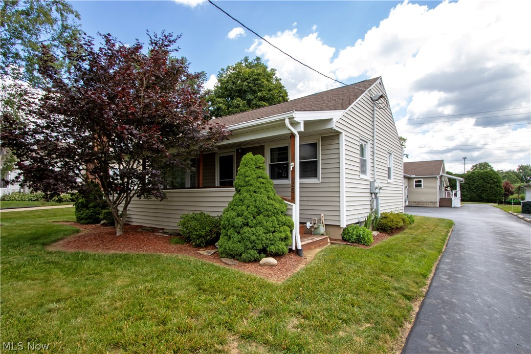 128 Woodlawn Avenue NW Canton OH 44708
