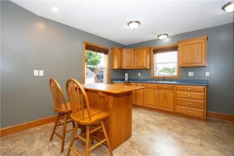 128 Woodlawn Avenue NW Canton OH 44708