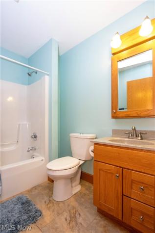 128 Woodlawn Avenue NW Canton OH 44708