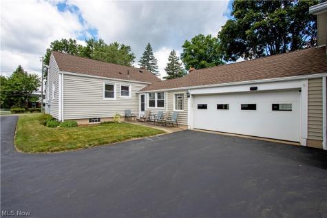 128 Woodlawn Avenue NW Canton OH 44708