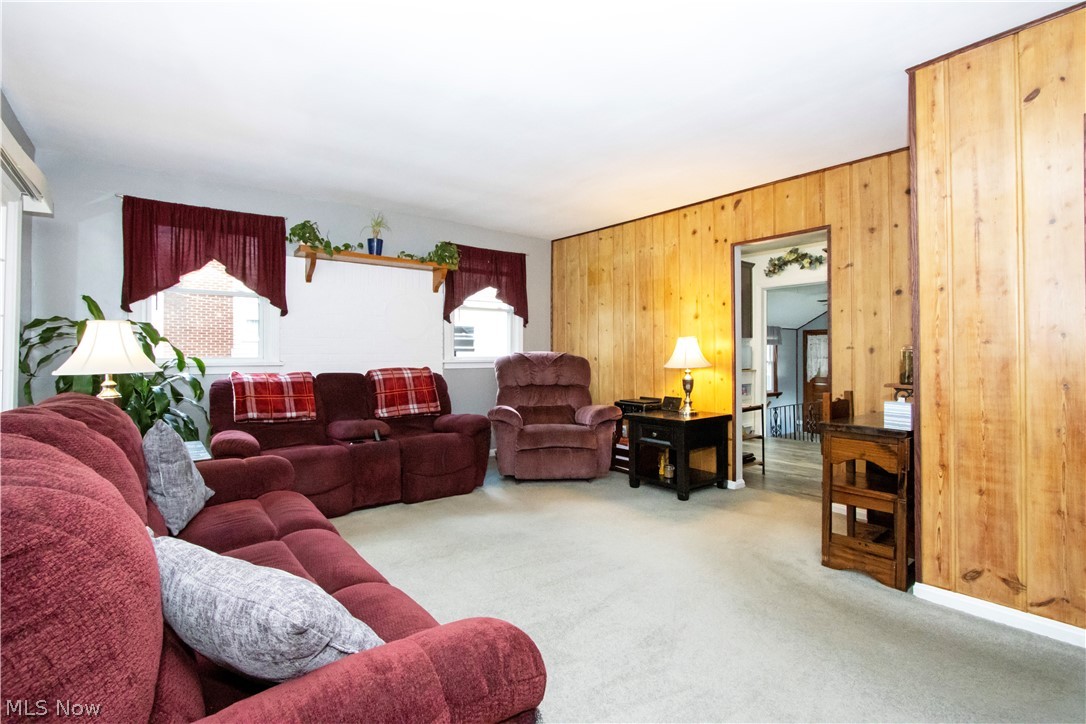 128 Woodlawn Avenue NW Canton OH 44708