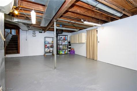 128 Woodlawn Avenue NW Canton OH 44708