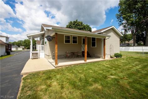 128 Woodlawn Avenue NW Canton OH 44708